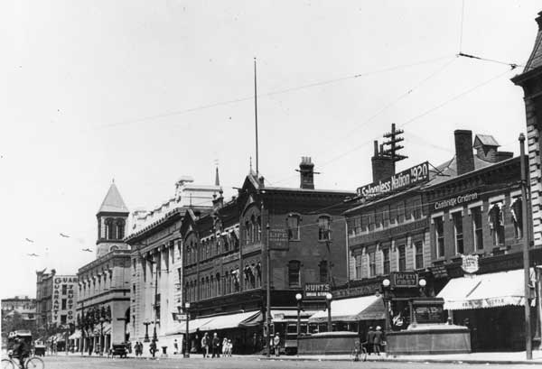 Looking north across Massachusetts Avenue, down Prospect Street, from River Street, 